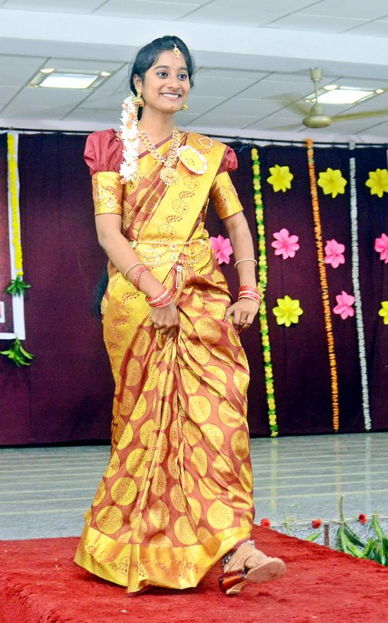 Maris Stella College Girls Ramp Walk In Vijayawada - Sakshi7