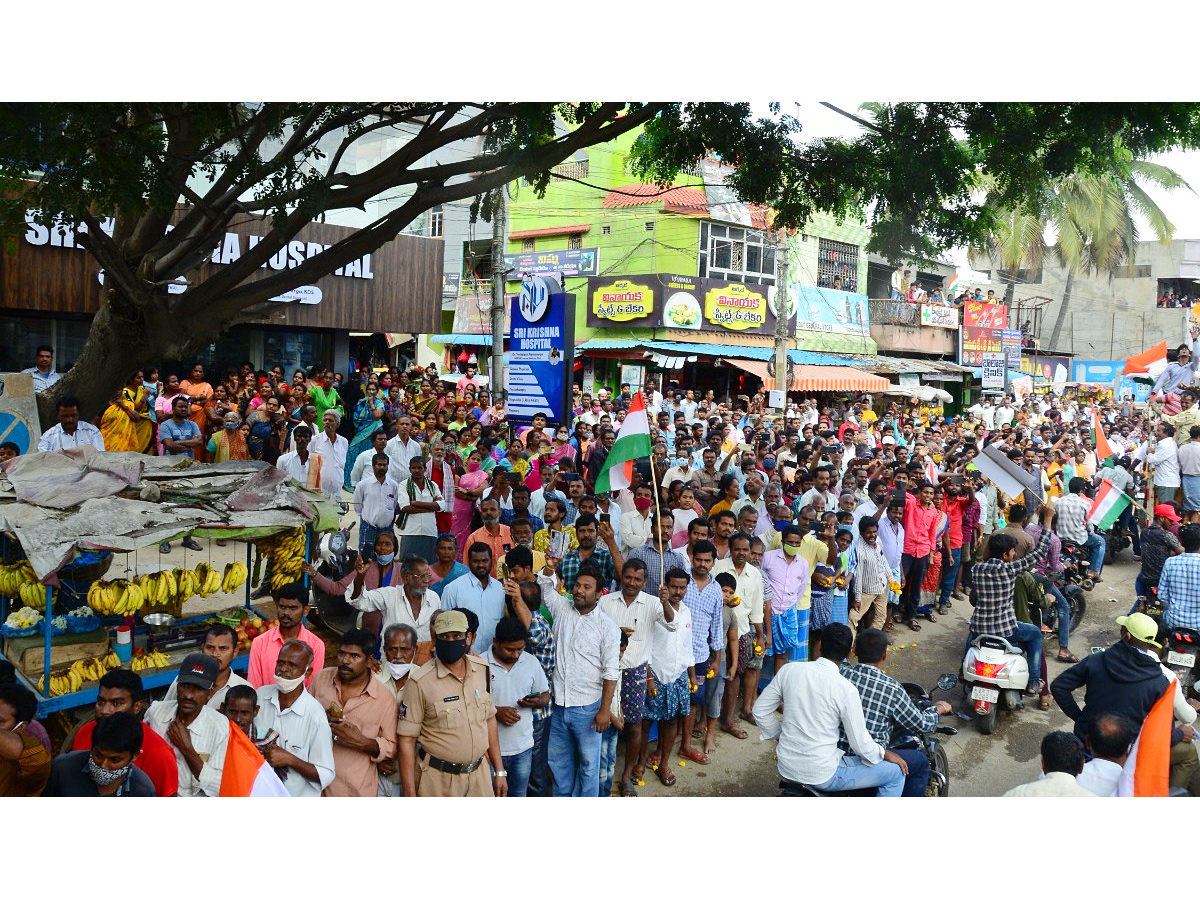 Soldier Saiteja Funeral Photo Gallery - Sakshi17