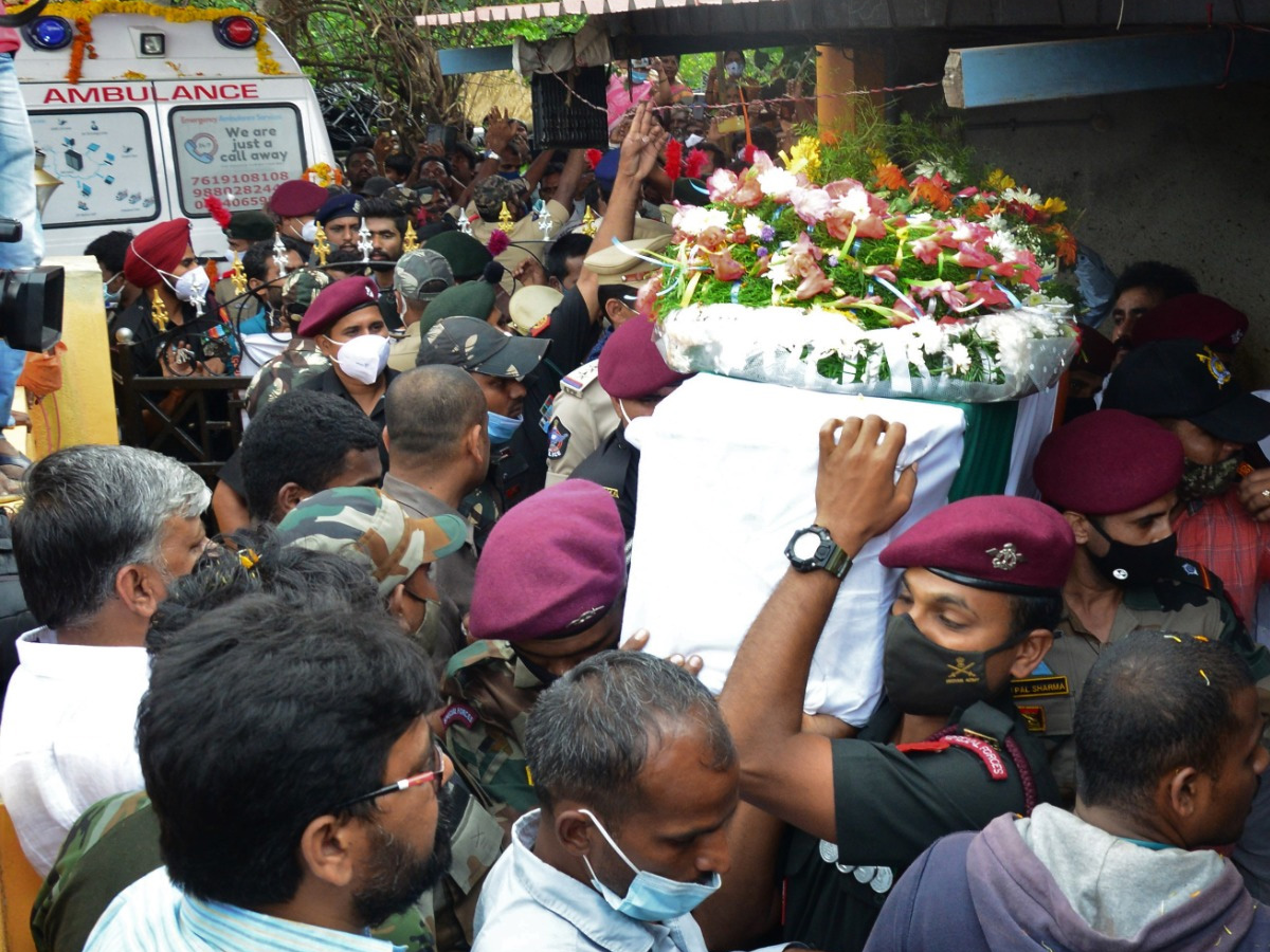 Soldier Saiteja Funeral Photo Gallery - Sakshi24