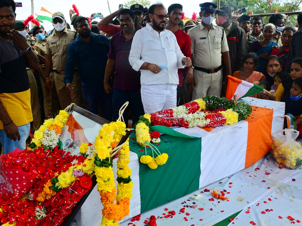 Soldier Saiteja Funeral Photo Gallery - Sakshi33
