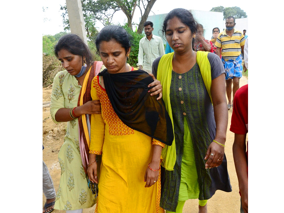 Soldier Saiteja Funeral Photo Gallery - Sakshi42