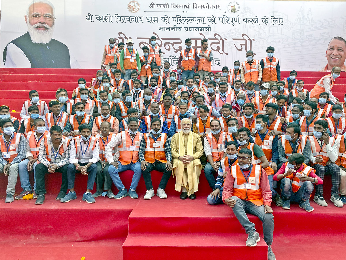 Prime Minister Modi Inaugurates Kashi Vishwanath Corridor Photo Gallery - Sakshi12