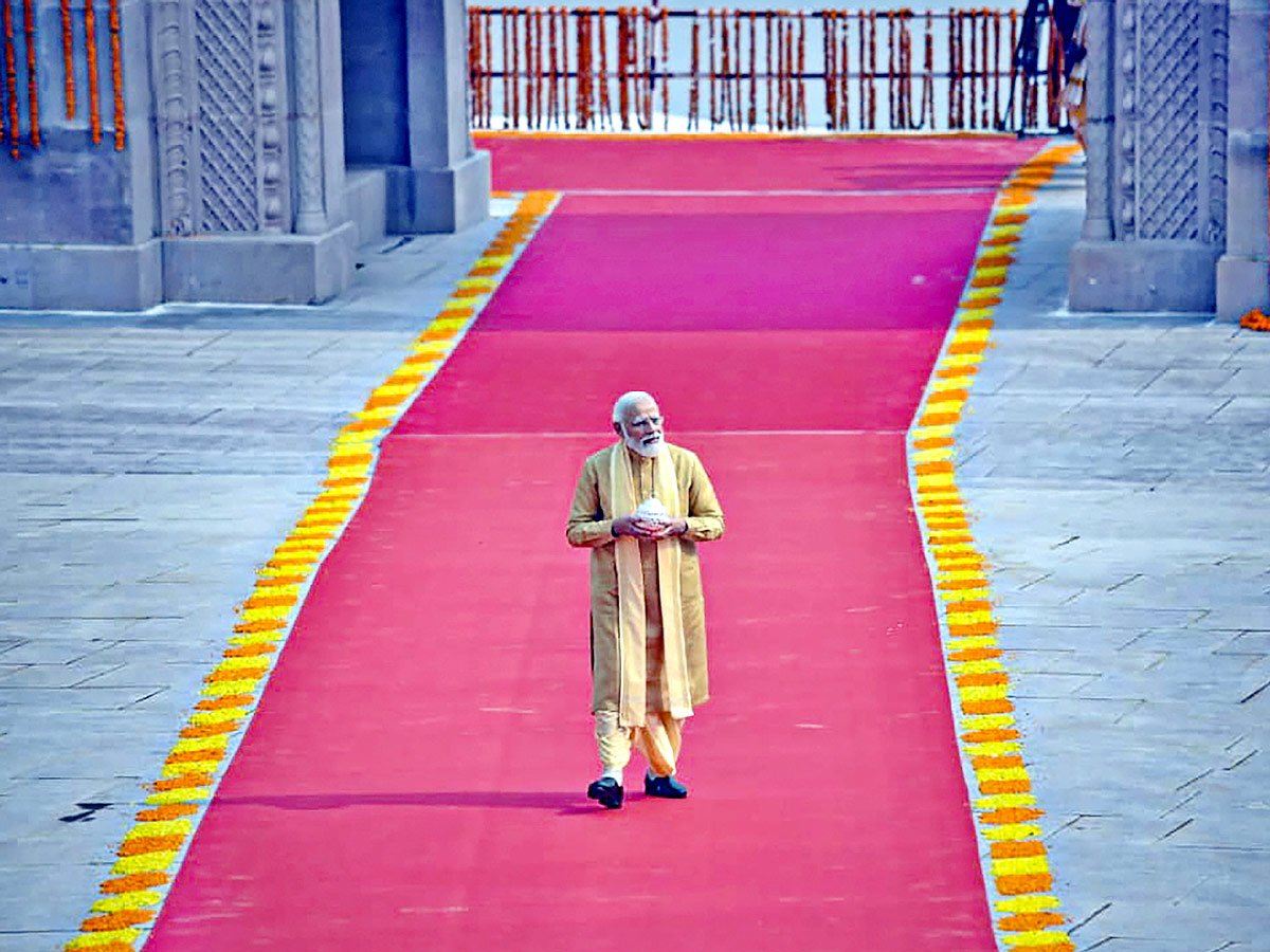 Prime Minister Modi Inaugurates Kashi Vishwanath Corridor Photo Gallery - Sakshi14