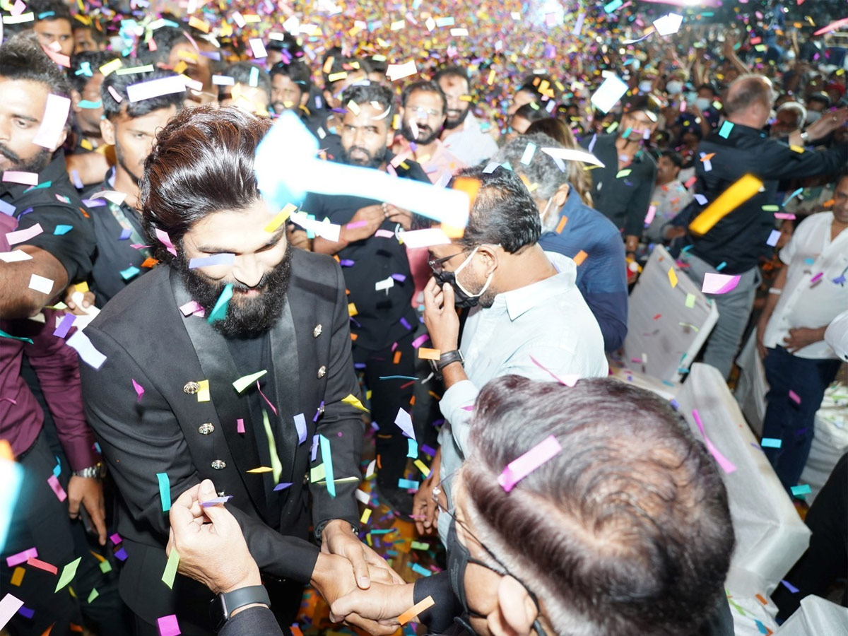 Allu Arjun Pushpa Movie Pre Release Event Photo Gallery - Sakshi16