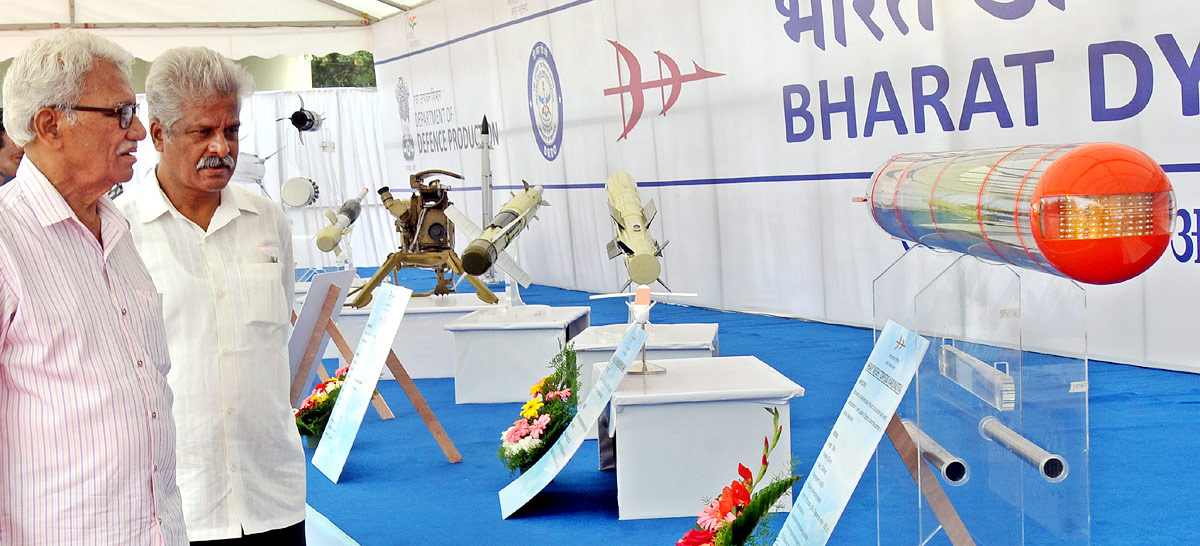 Azadi Ka Amrit Mahotsav BDL Product Exhibition At Kanchanbagh Photo Gallery - Sakshi17
