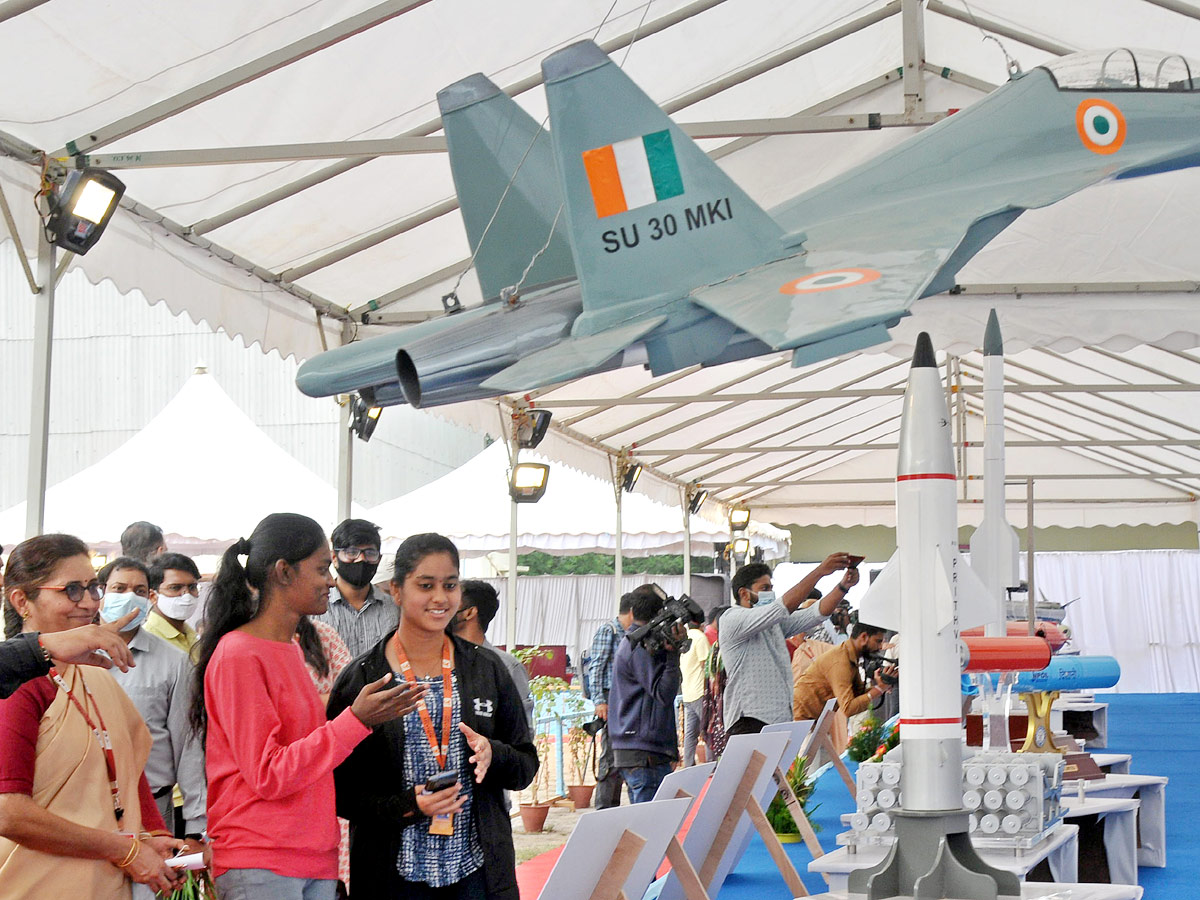 Azadi Ka Amrit Mahotsav BDL Product Exhibition At Kanchanbagh Photo Gallery - Sakshi2