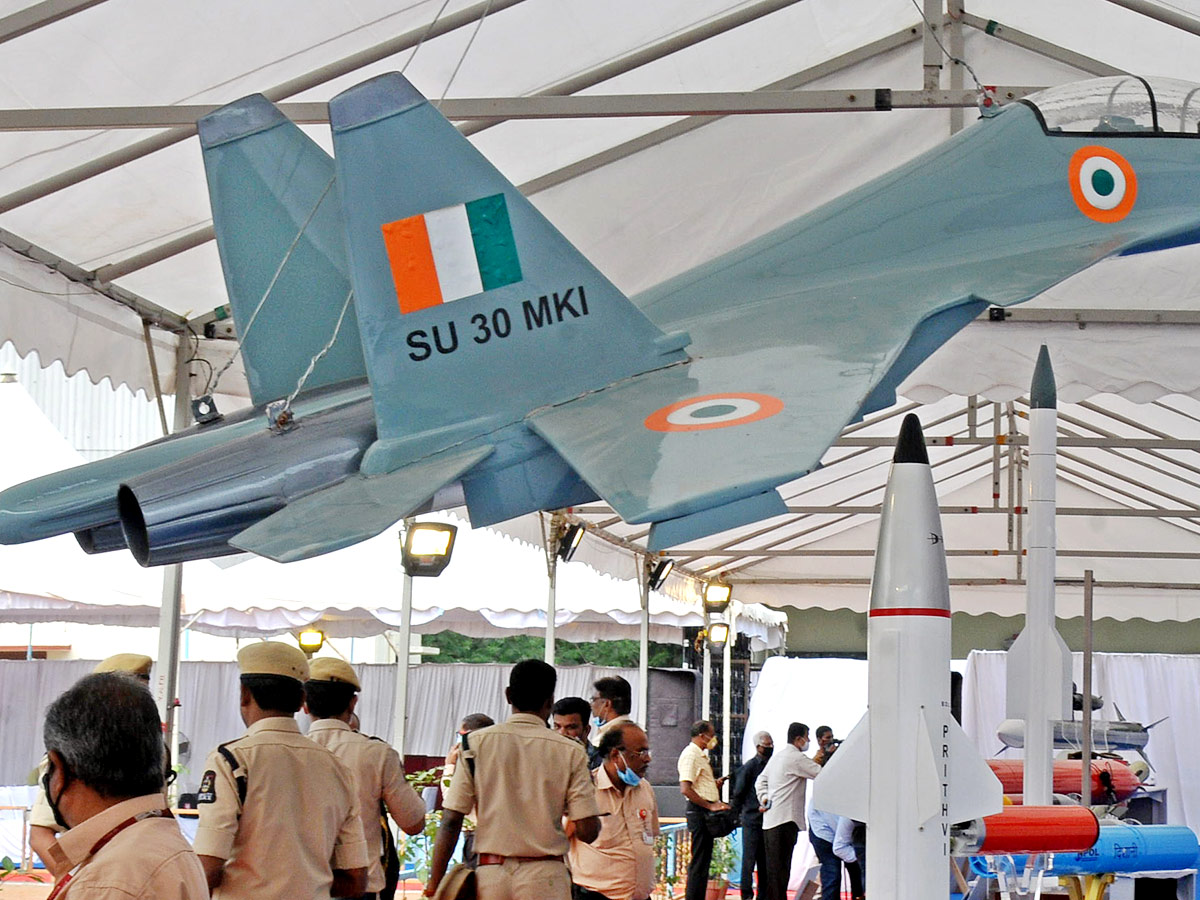 Azadi Ka Amrit Mahotsav BDL Product Exhibition At Kanchanbagh Photo Gallery - Sakshi7