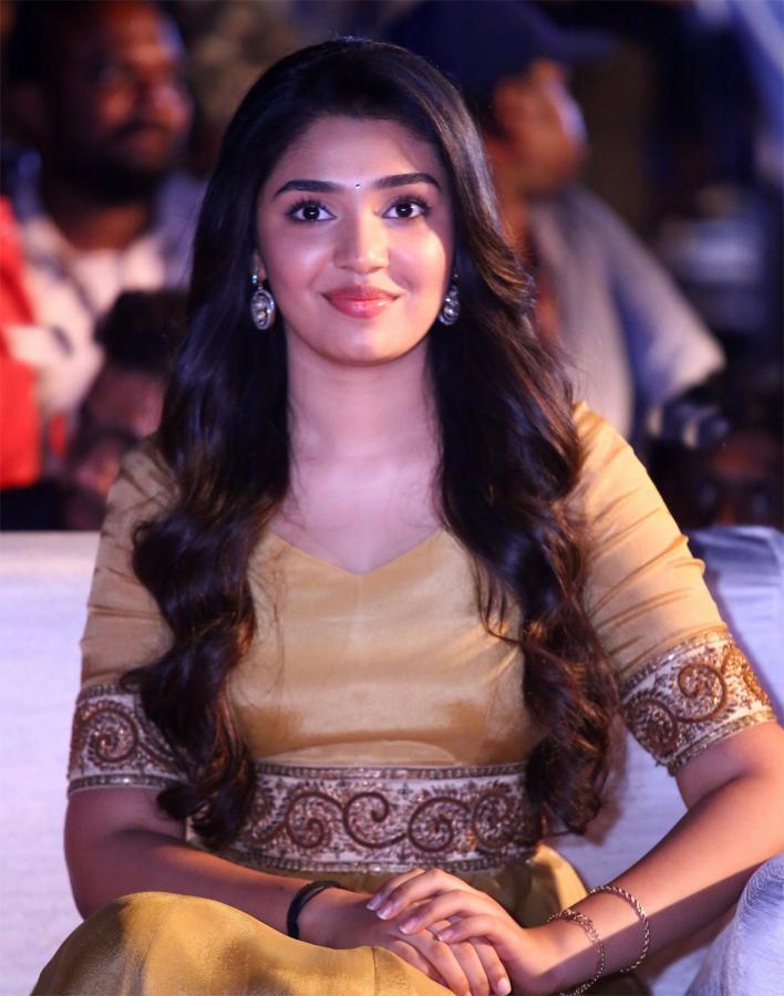 Heroine Krithi Shetty Photos - Sakshi5