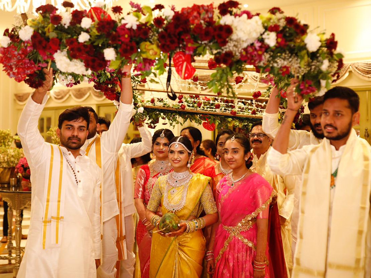 YSRCP MP Balasouri son Anudeep wedding Photo Gallery - Sakshi5