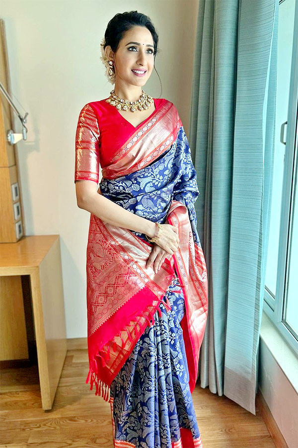 Pragya Jaishwal At South India Shopping Mall Photo Gallery - Sakshi14