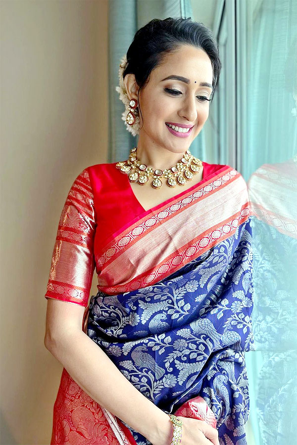 Pragya Jaishwal At South India Shopping Mall Photo Gallery - Sakshi17