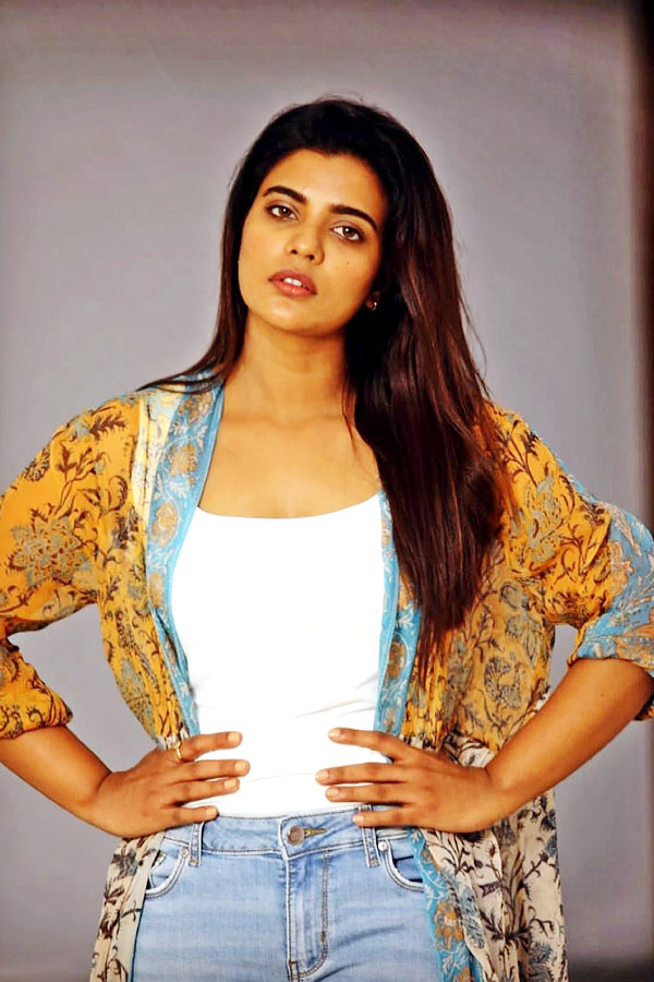 Aishwarya Rajesh Birthday Special Photo Gallery - Sakshi10