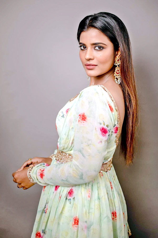 Aishwarya Rajesh Birthday Special Photo Gallery - Sakshi11