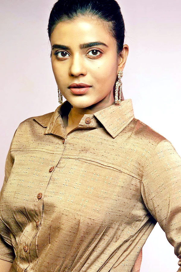 Aishwarya Rajesh Birthday Special Photo Gallery - Sakshi13