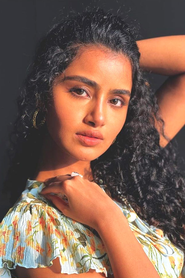 Actress Anupama Parameswaran Photo Gallery - Sakshi8