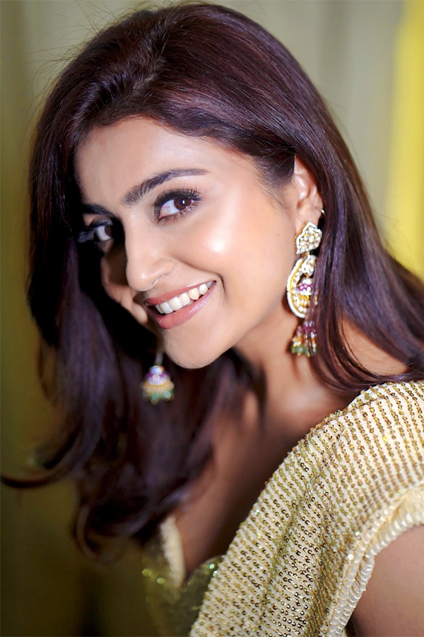 Actress Avantika Mishra New HD Gallery - Sakshi12