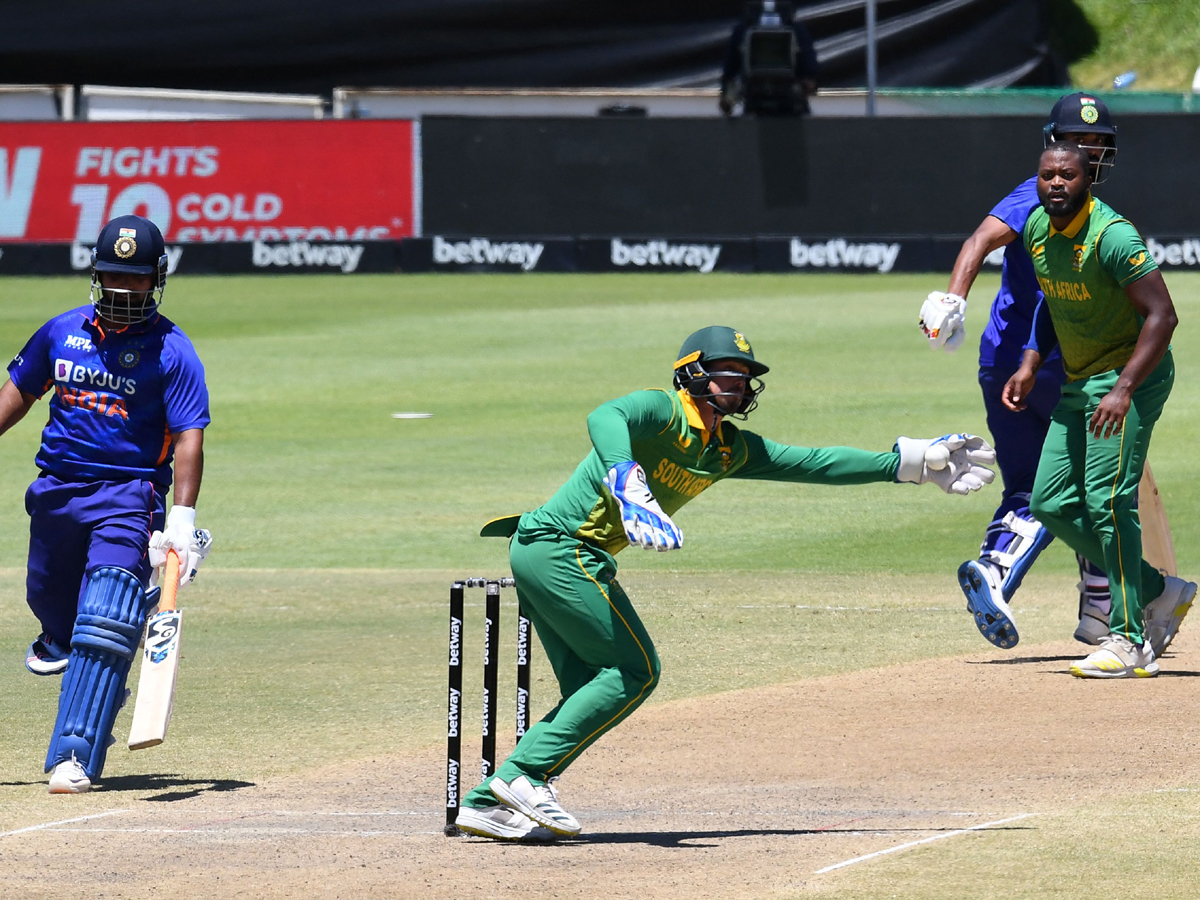 south africa won by 7 wickets PHoto Gallery - Sakshi20