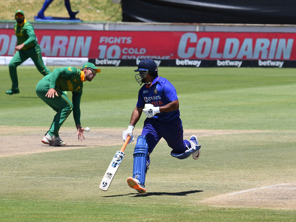 south africa won by 7 wickets PHoto Gallery - Sakshi21