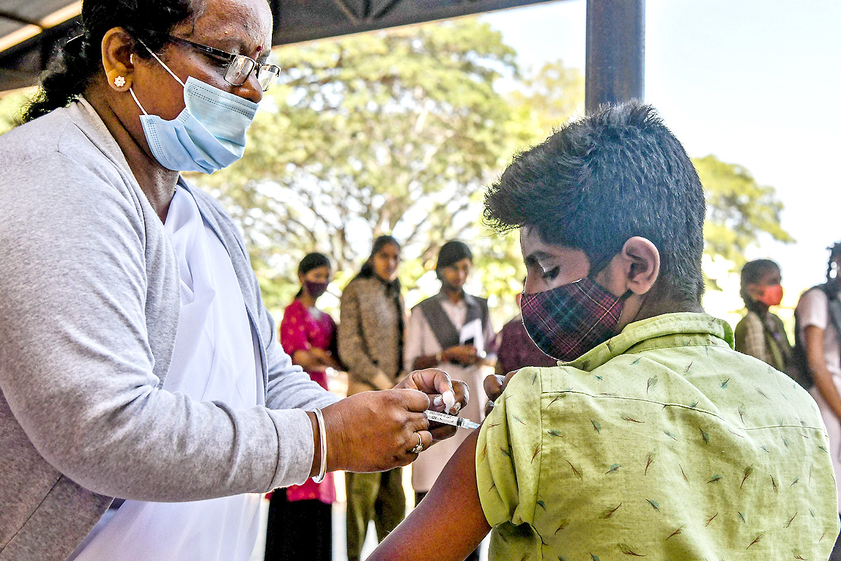 Covid-19 vaccination drive for 15-18 age group begins - Sakshi12