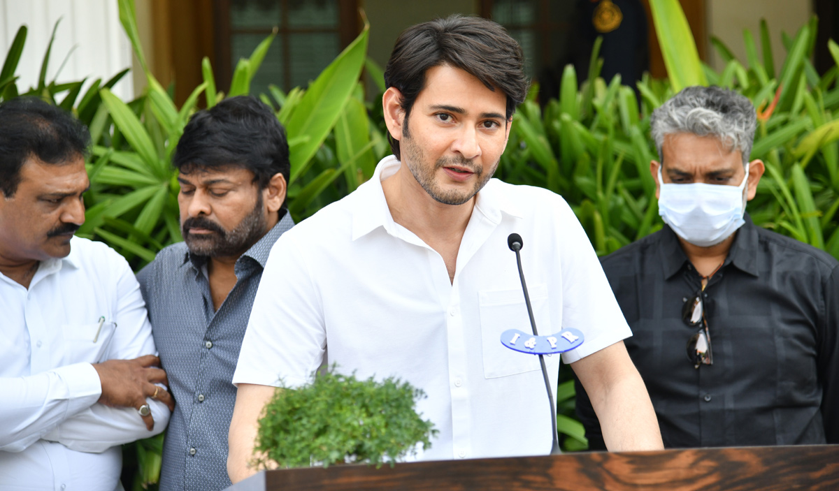 Tollywood Celebrities Meeting With CM YS Jagan at Tadepalli - Sakshi17