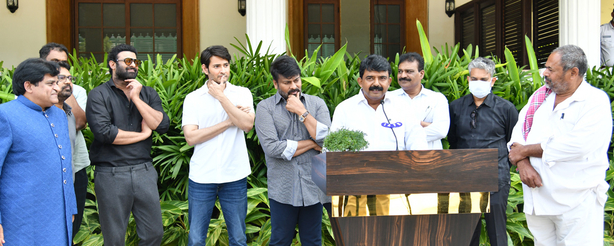 Tollywood Celebrities Meeting With CM YS Jagan at Tadepalli - Sakshi22