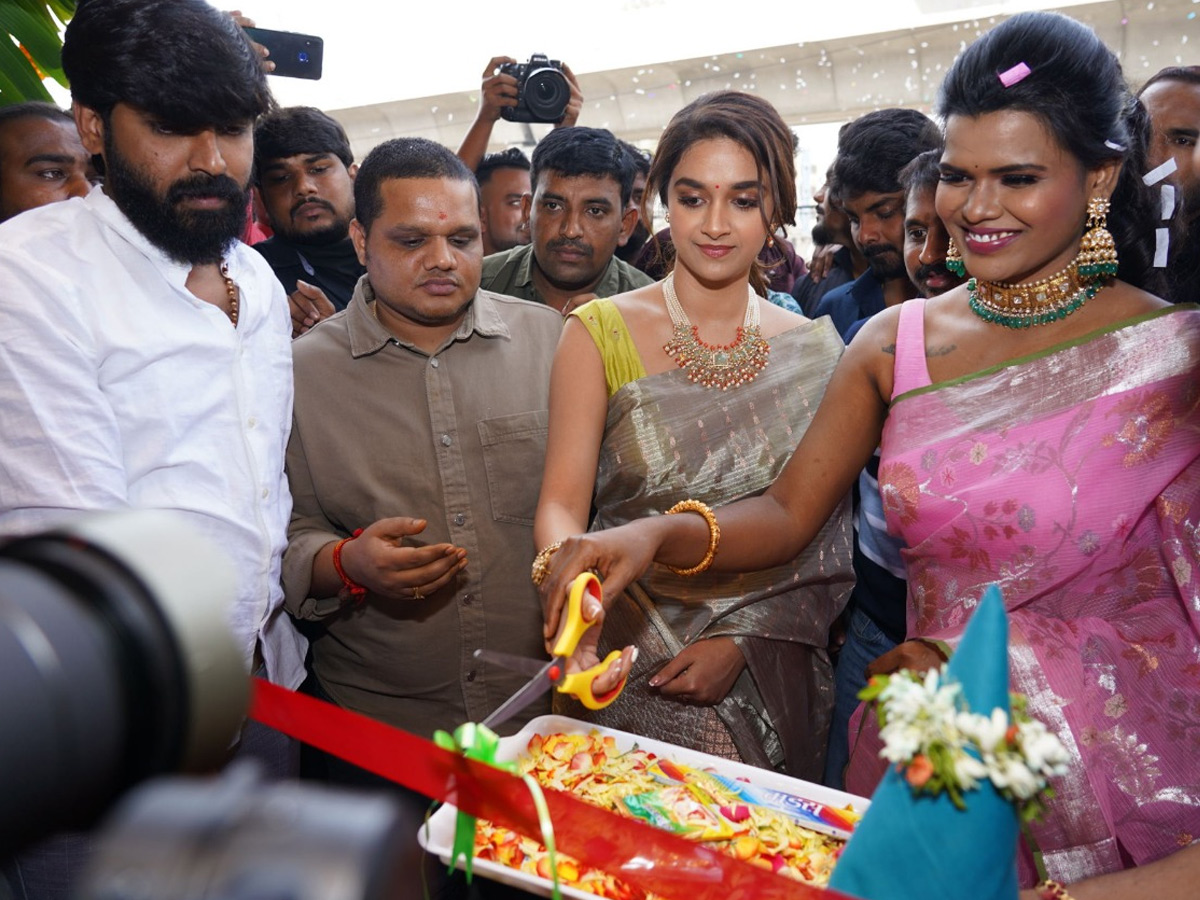 Keerthy Suresh At Mugdha Store Opening Photo Gallery - Sakshi6