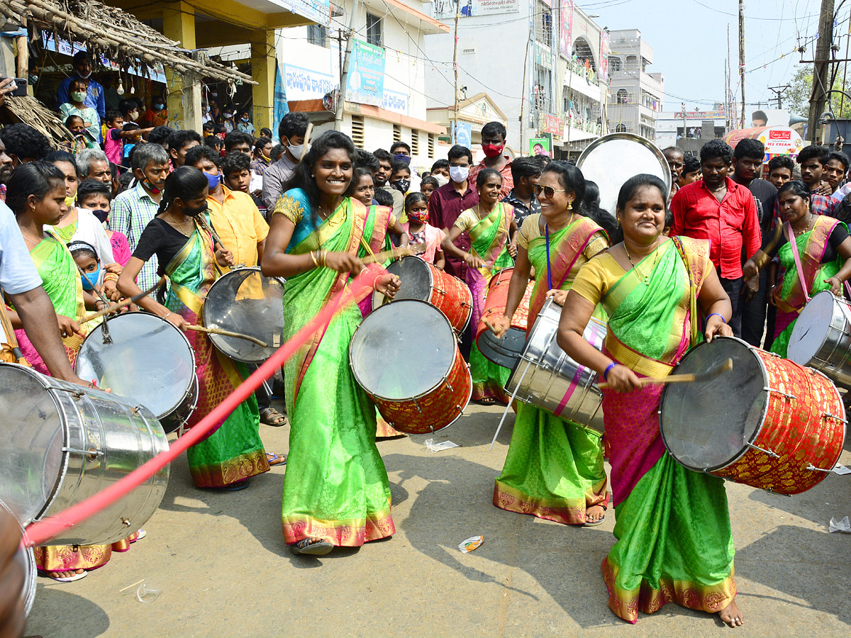Sri Lakshmi Narasimha Swamy Kalyana Mahotsavam Photo Gallery - Sakshi8