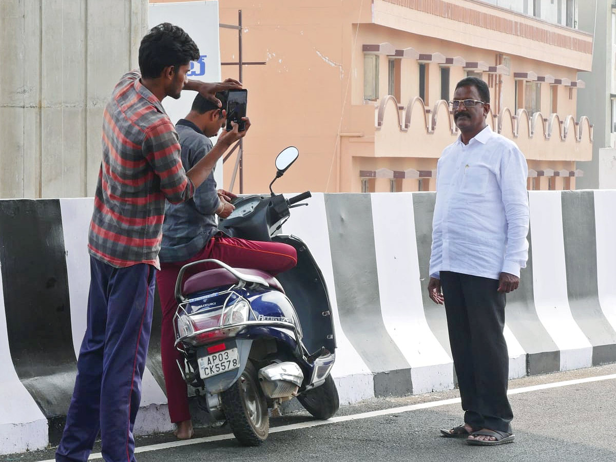 Srinivasa sethu flyover completed Photo Gallery - Sakshi7