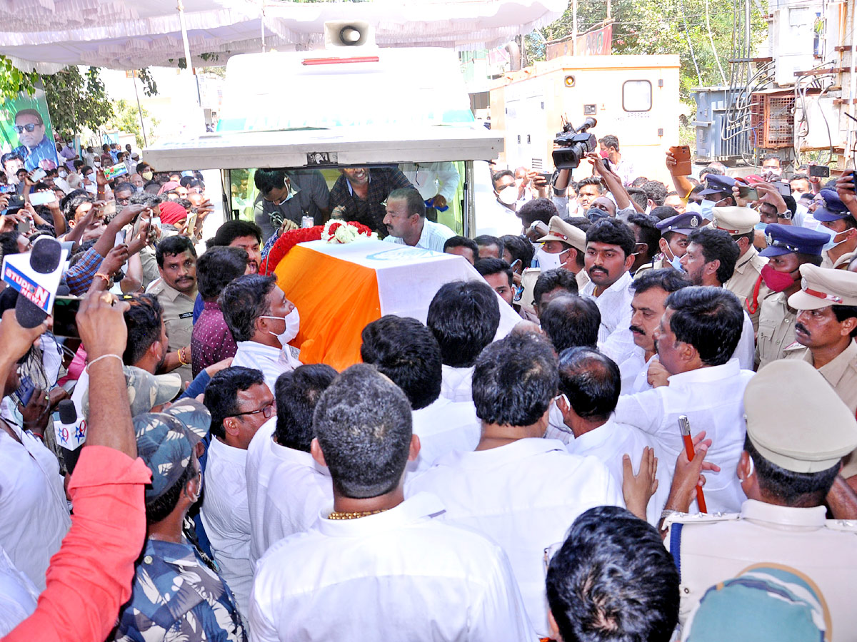 Mekapati Goutham Reddy: Condolence Pour In Nellore Photo Gallery - Sakshi20