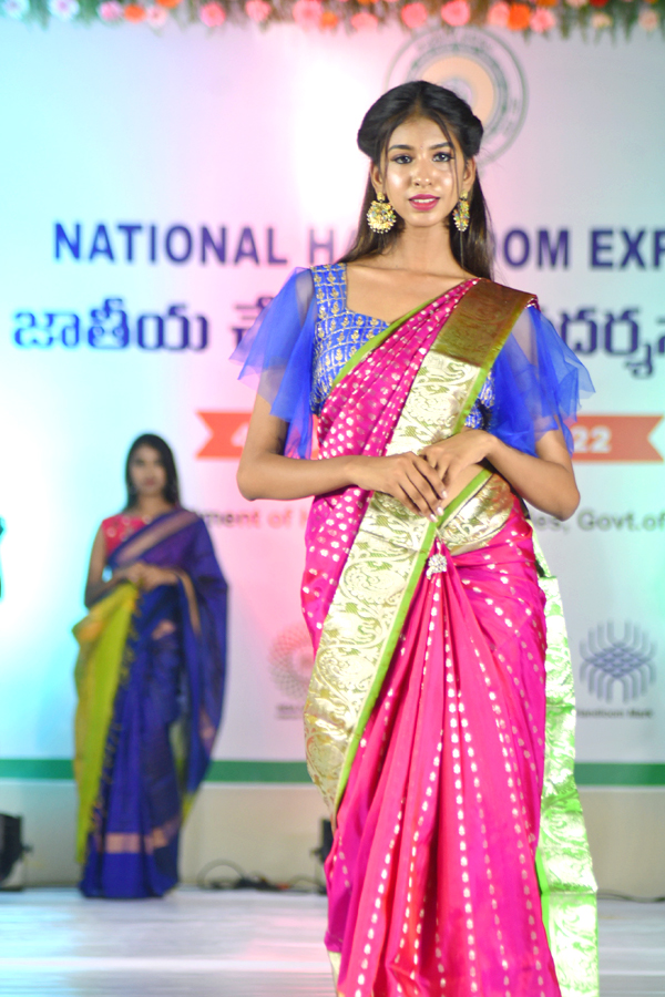 National Handloom Expo IN Vijayawada - Sakshi12