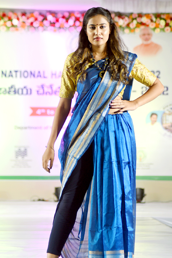 National Handloom Expo IN Vijayawada - Sakshi14