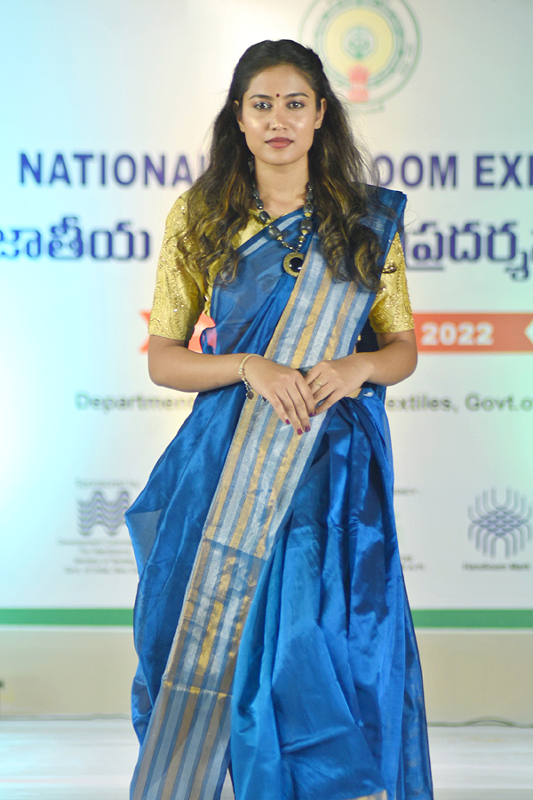 National Handloom Expo IN Vijayawada - Sakshi19