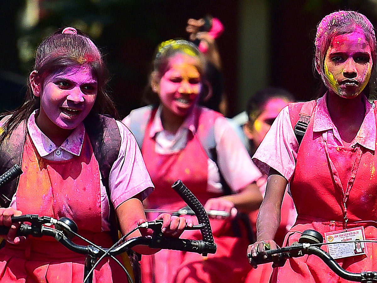 Holi Celebration 2022 HD Photos - Sakshi11