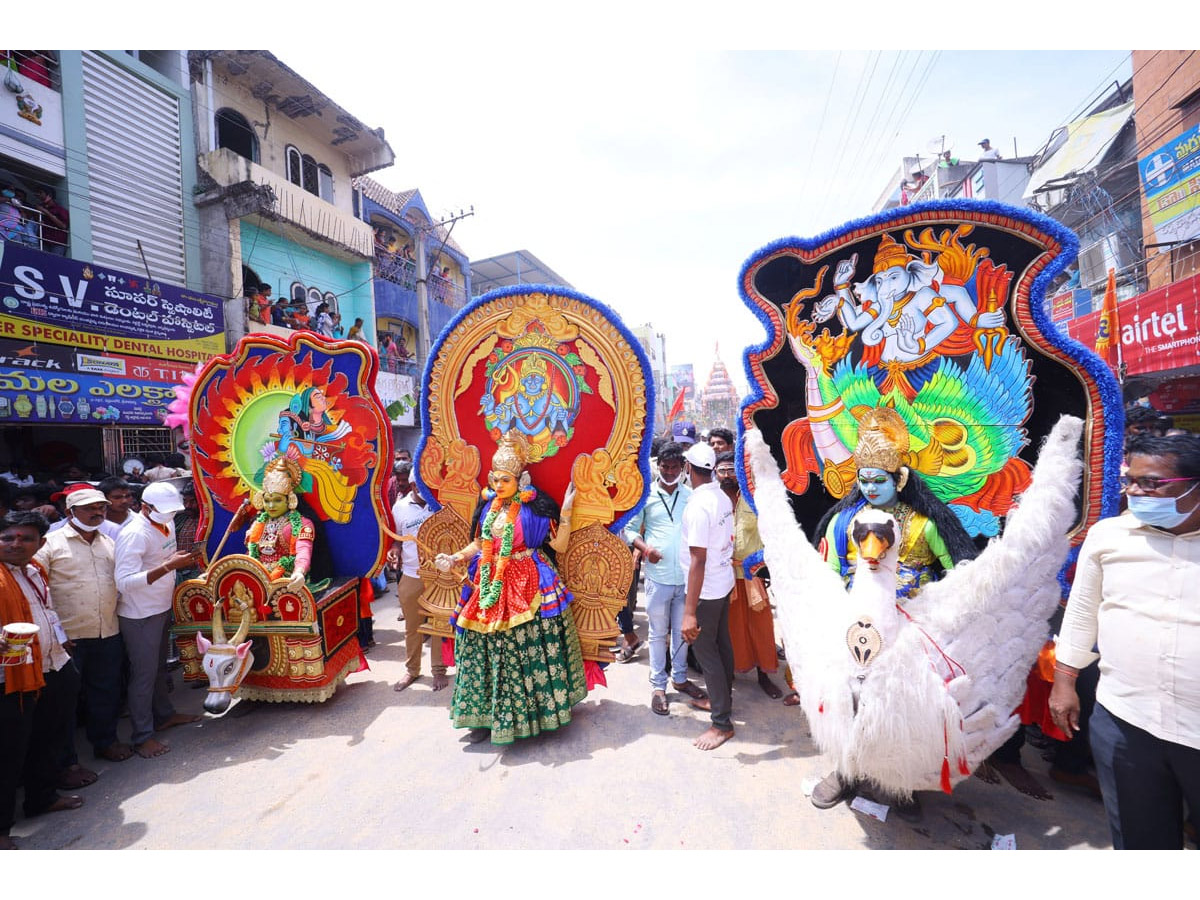 Sri Kalahasti Rathotsavam photo Gallery - Sakshi25