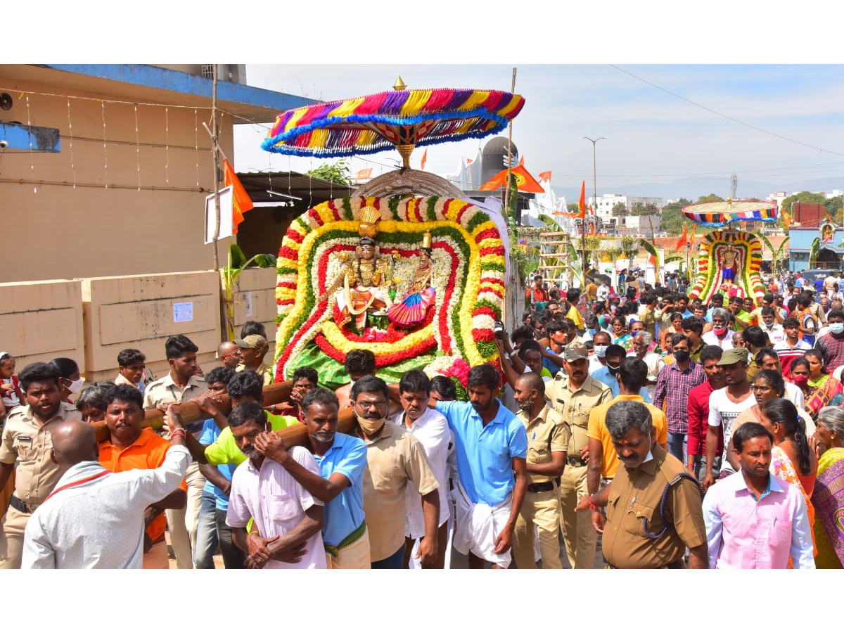 Sri Kalahasti Rathotsavam photo Gallery - Sakshi34