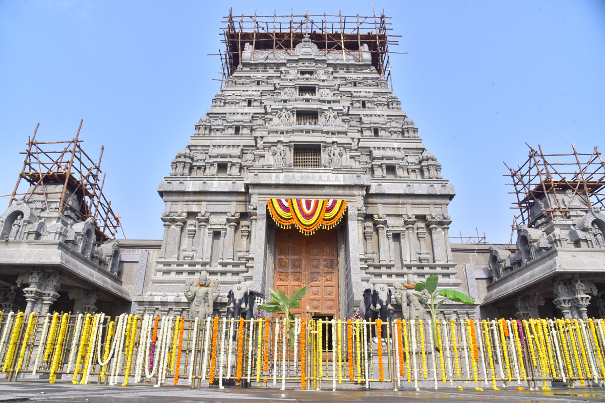 Yadadri Temple in Telangana - Sakshi11
