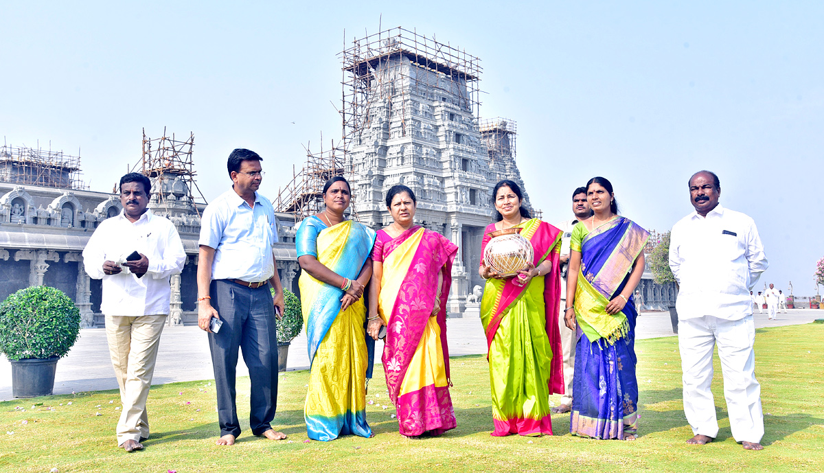 Yadadri Temple in Telangana - Sakshi2