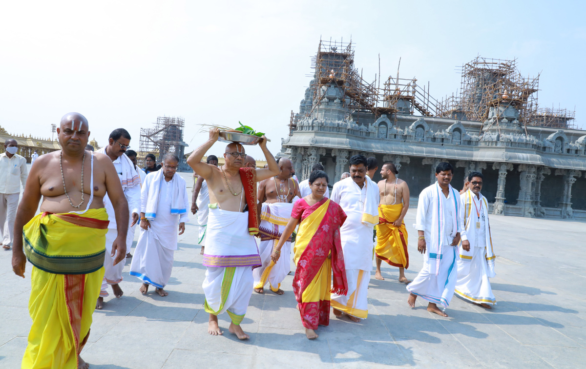 Yadadri Temple in Telangana - Sakshi6