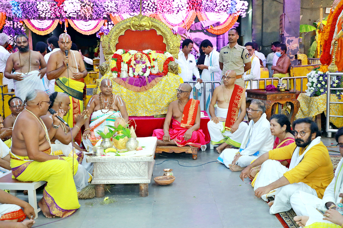Yadadri Temple in Telangana - Sakshi8