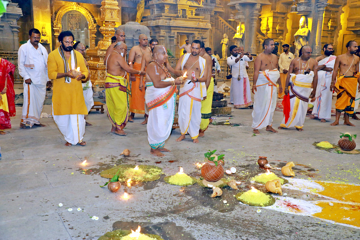 Yadadri Temple in Telangana - Sakshi20