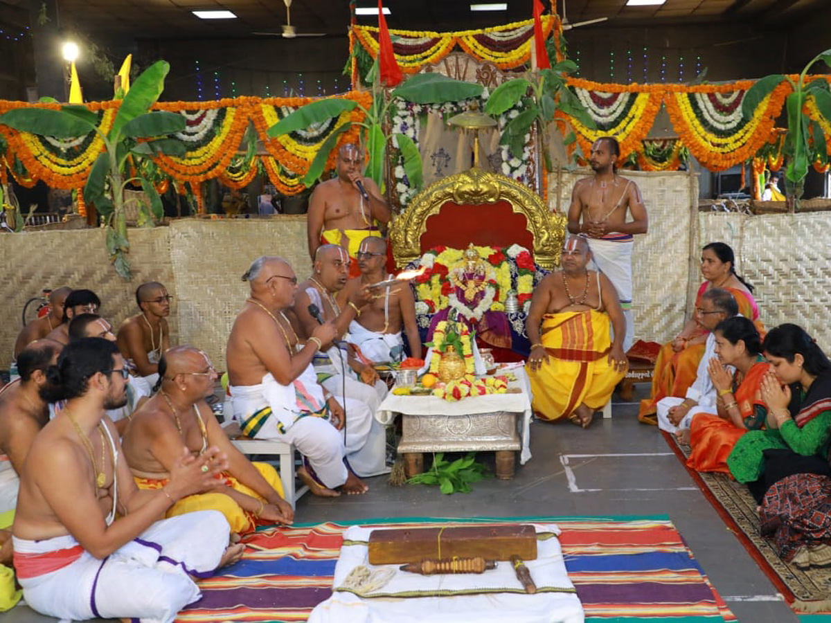 Agni madhanam in yadadri Photo Gallery - Sakshi19