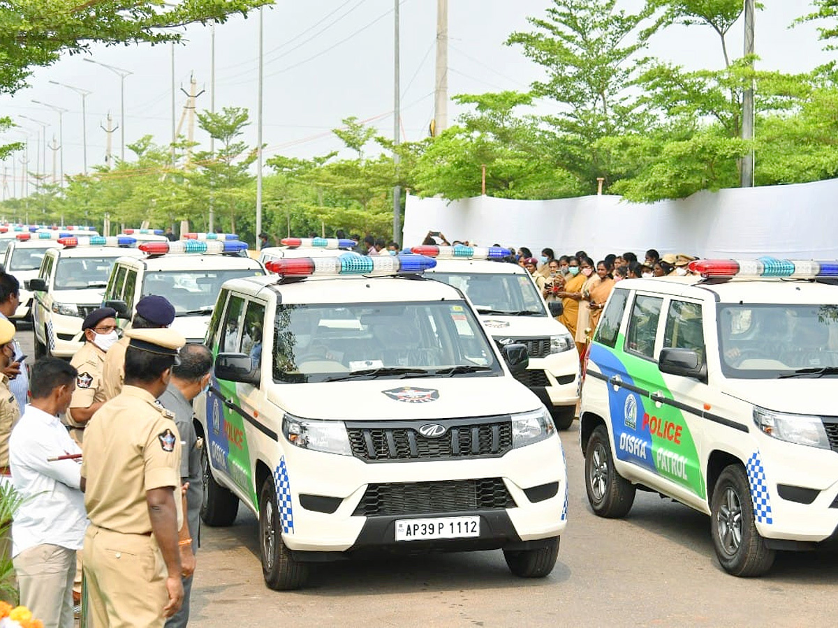 CM YS Jagan launches Disha Patrolling Vehicles - Sakshi4