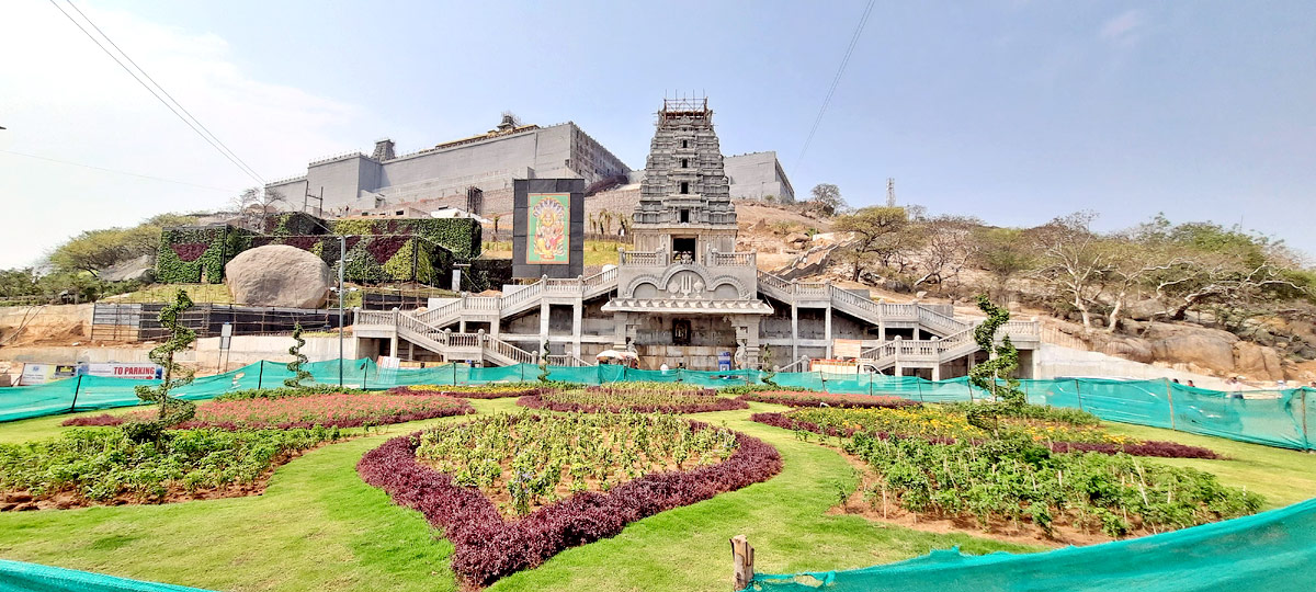 Sri Lakshmi Narasimha Swamy Temple Photos - Sakshi17