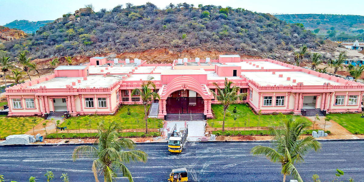 Sri Lakshmi Narasimha Swamy Temple Photos - Sakshi7