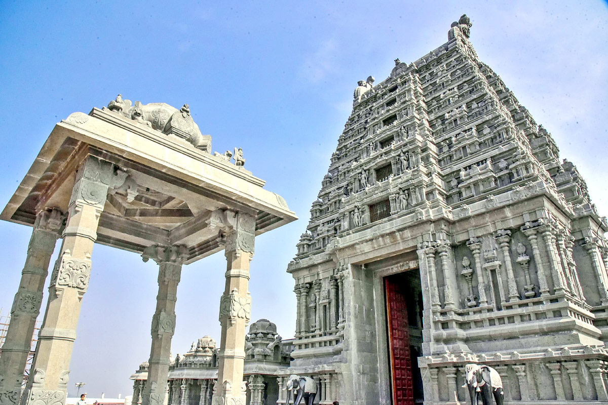 Sri Lakshmi Narasimha Swamy Temple Photos - Sakshi26