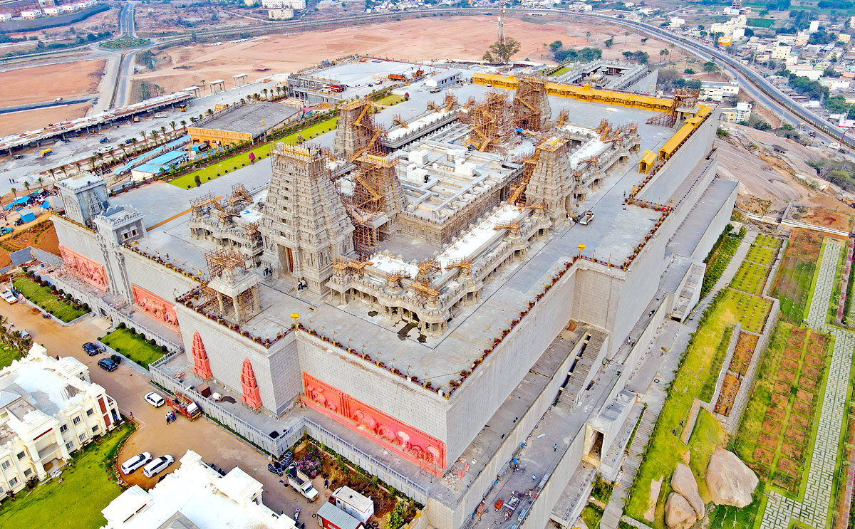 Sri Lakshmi Narasimha Swamy Temple Photos - Sakshi34