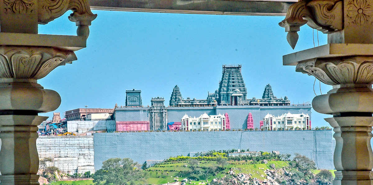 Sri Lakshmi Narasimha Swamy Temple Photos - Sakshi37