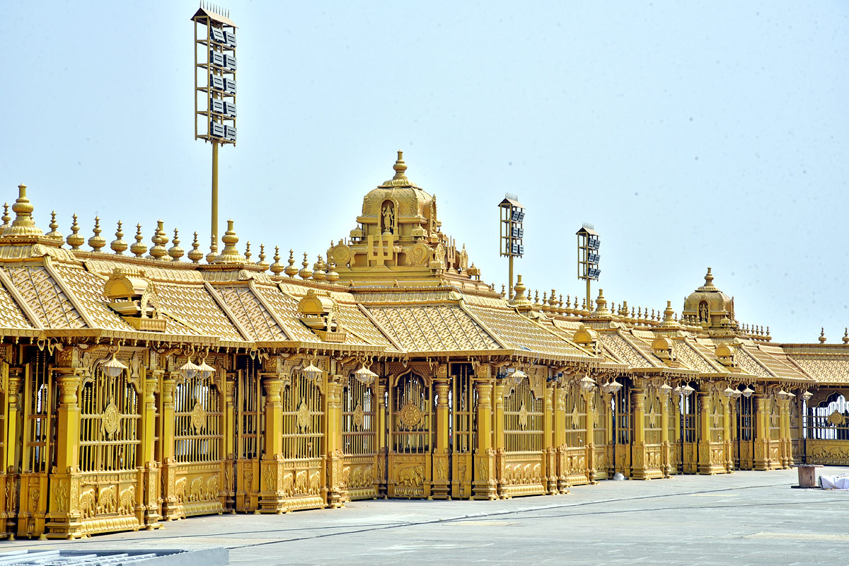 Sri Lakshmi Narasimha Swamy Temple Photos - Sakshi48