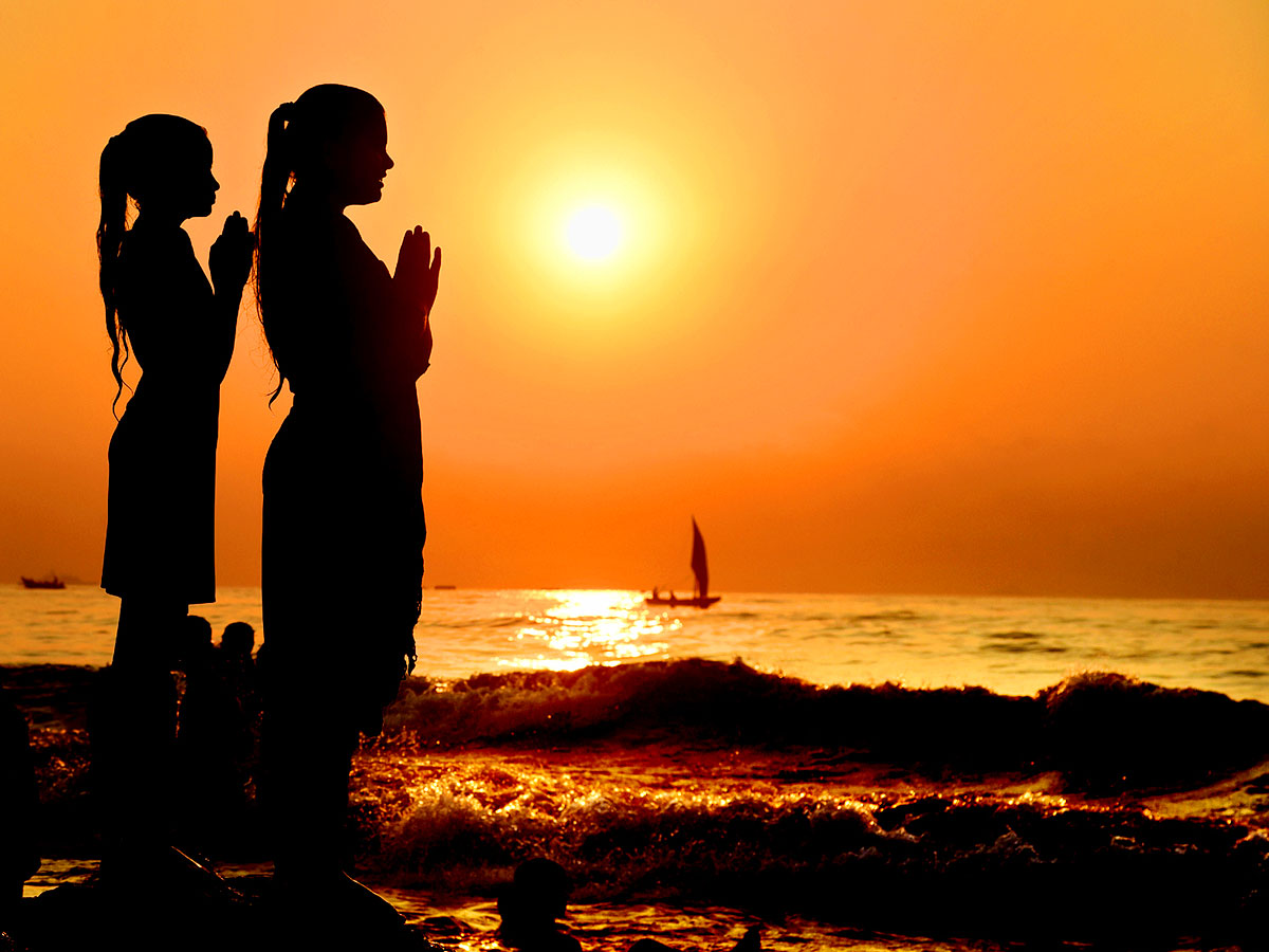 Maha Shivaratri 2022 Visakhapatnam Beach - Sakshi4
