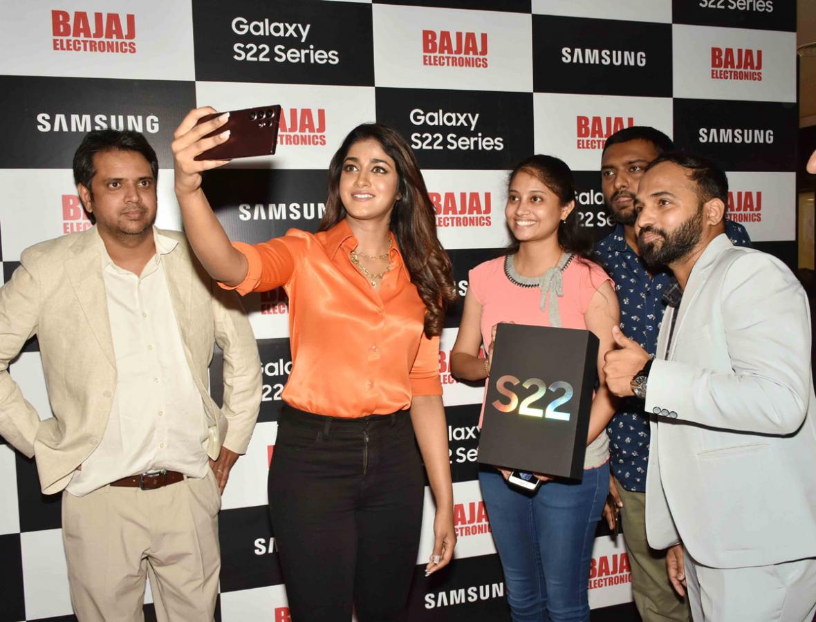Actress Dimple Hayathi Grand Unveiling of Samsung S22 Series - Sakshi3